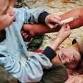 Необходимо пересмотреть вопрос врачебной тайны в отношении наркозависимых, которые, пользуясь завесой тайны, совершают аморальные и преступные действия, сообщил заместитель председателя комитета по борьбе с наркобизнесом МВД Ирыскельды Джандарбеков...